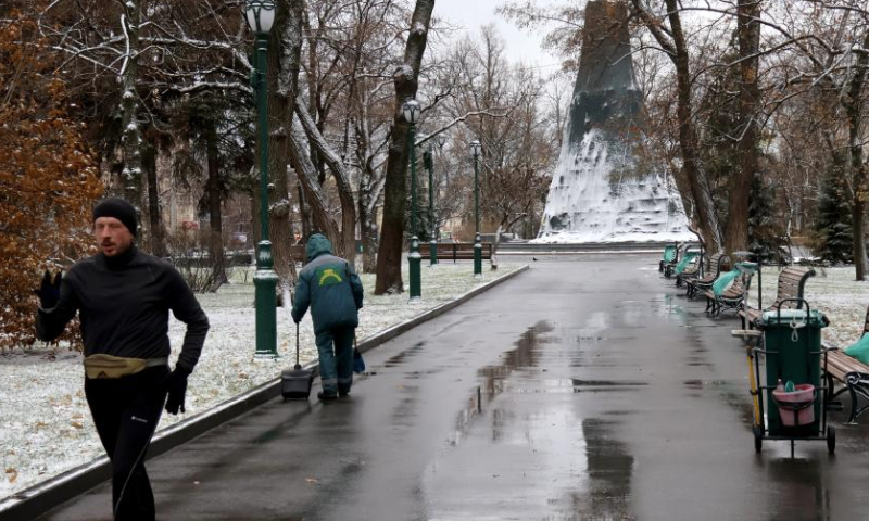 A man jogs at a park in Kharkiv, Ukraine, Dec. 12, 2024. (Photo by Peter Druk/Xinhua)