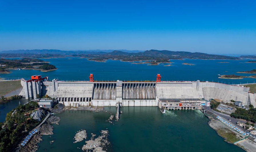 An aerial drone photo taken on Nov. 30, 2024 shows a view of the Danjiangkou Dam in central China's Hubei Province.(Photo: Xinhua)