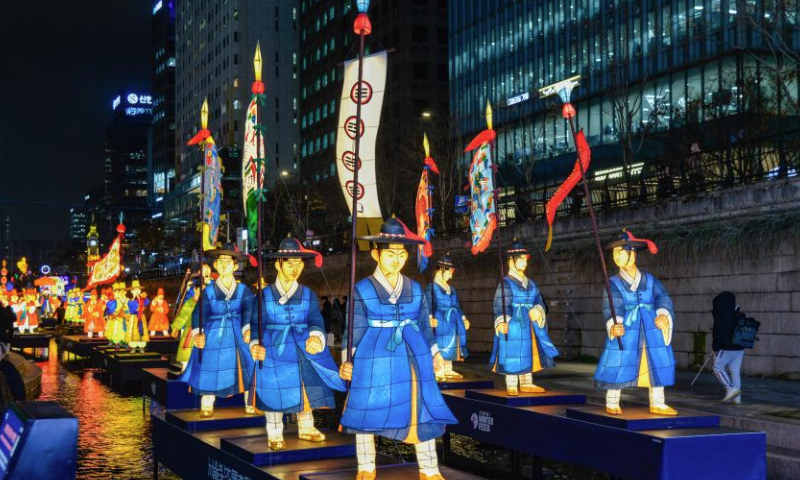 This photo taken on Dec. 16, 2024 shows decorations of 2024 Seoul Winter Festa at Cheonggyecheon in Seoul, South Korea. This ongoing event will last until January 5, 2025. (Xinhua/Xu Qin)