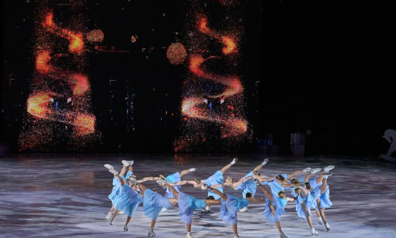 Actresses perform in ice ballet play The Nutcracker in celebration of the upcoming New Year in Vladivostok, Russia, Dec. 22, 2024. (Photo by Guo Feizhou/Xinhua)