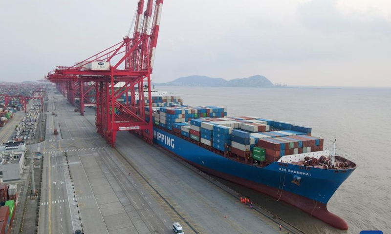 An aerial drone photo shows the Xin Shanghai, a vessel operated by China COSCO Shipping Corporation Limited, berthed at Yangshan Port, east China's Shanghai, Dec. 18, 2024.

The Xin Shanghai arrived in Shanghai's Yangshan Port on Wednesday afternoon after a 23-day journey from Peru's Chancay Port, marking the first official voyage between the two ports.

The journey opened the first two-way operational sea link between Shanghai and Chancay Port, a newly-inaugurated flagship project of Belt and Road cooperation between China and Peru. (Xinhua/Fang Zhe)