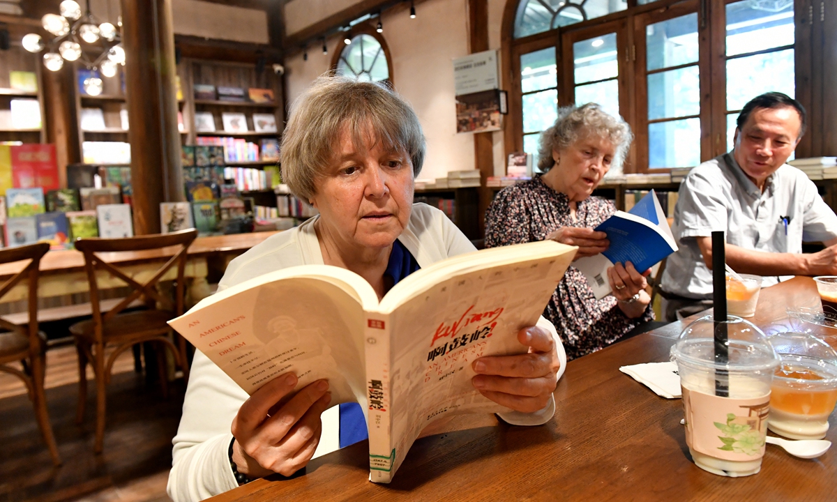 American cultural expert Elyn MacInnis (left), founder of 