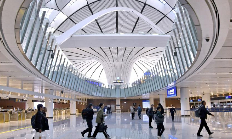 Foreign tourists go through customs at the Beijing Daxing International Airport in Beijing, capital of China, Dec. 27, 2024. On Dec. 17, China announced a significant relaxation of its visa-free transit policy, extending the permitted stay for eligible foreign travelers from the initial 72 hours and subsequent 144 hours to 240 hours, or 10 days.

China recorded nearly 29.22 million inbound foreign visits between January and November 2024, up 86.2 percent year on year. Of these, 17.45 million entered the country visa-free, marking a significant 123.3 percent year-on-year growth. (Xinhua/Ju Huanzong)