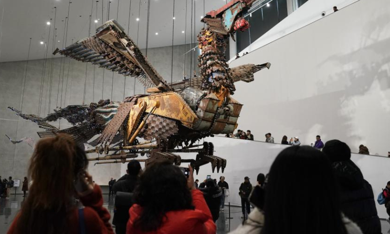 People visit an art gallery in Chengdu, southwest China's Sichuan Province, Jan. 1, 2025. People across China enjoy themselves in various activities, celebrating the first day of 2025. (Xinhua/Xu Bingjie)