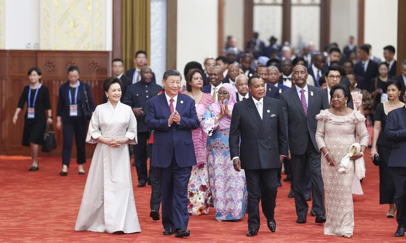 Chinese President Xi Jinping and his wife Peng Liyuan, together with international guests attending the 2024 Summit of the Forum on China-Africa Cooperation (FOCAC), enter the venue for a welcome banquet held at the Great Hall of the People in Beijing, capital of China, Sept. 4, 2024. (Xinhua/Liu Bin)
