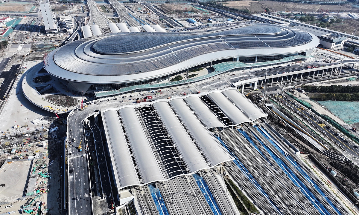 This picture shows the Shanghai Songjiang Station, which was put into use on December 26, 2024. Photo: VCG