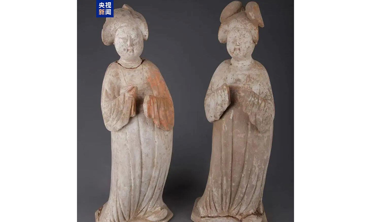 Two unearthed maid figurines Photos: Courtesy of Xi'an Institute of Cultural Relics Protection and Archaeology 