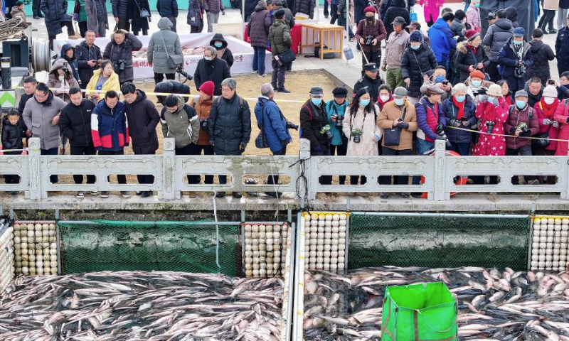 Winter fishing festival opens at Zhenhu Lake in Taizhou, E China ...