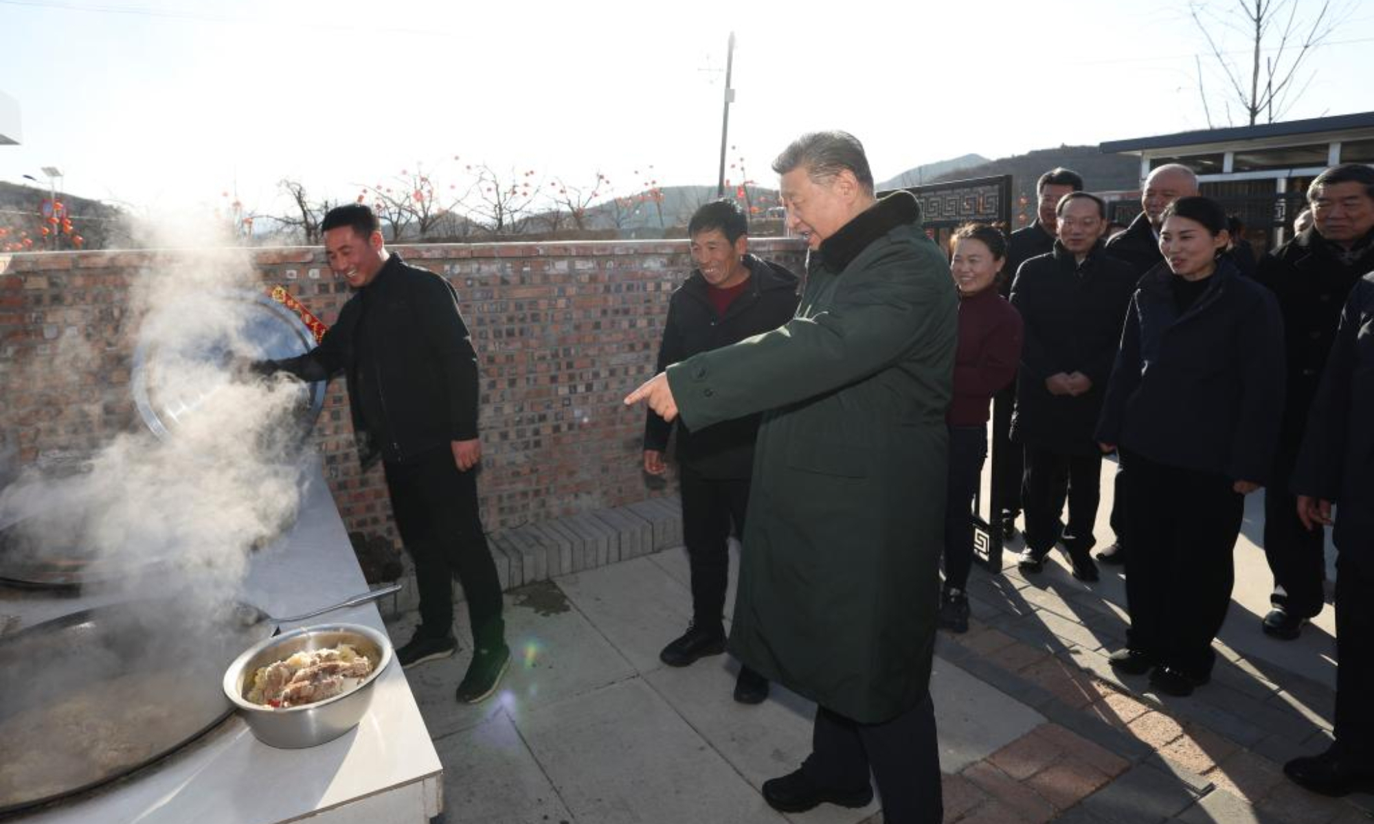 Xi visits flood