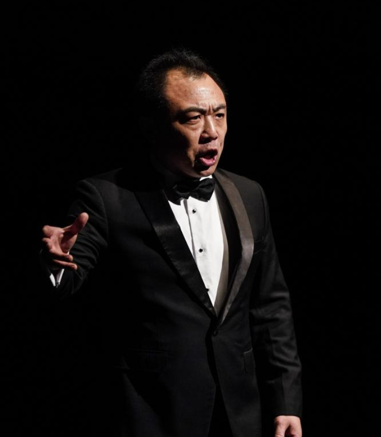 An artist performs during a concert to celebrate the upcoming Chinese Spring Festival in Brussels, Belgium, on Jan. 11, 2025. (Xinhua/Peng Ziyang)