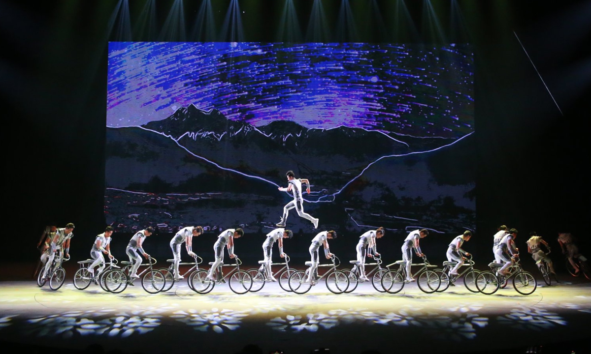 Chinese acrobatics win gold and silver at the circus world event