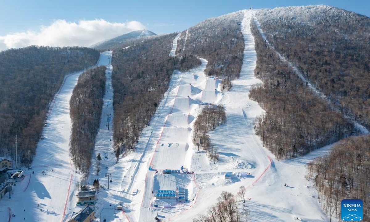 A drone photo taken on Jan. 16, 2025 shows a view of the Yabuli Ski Resort along the Yaxue Road in Harbin, northeast China's Heilongjiang Province. As part of national highway G333, Yaxue Road connects Harbin, Yabuli, and Snow Town, all of them iconic winter tourist attractions in northeast China, offering visitors the natural and cultural charm of the region. (Xinhua/Xie Jianfei)

