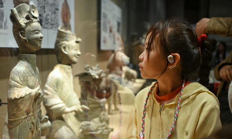 A child visits the Chengdu Museum during the Spring Festival holiday in Chengdu, southwest China's Sichuan Province, Feb. 3, 2025. (Xinhua/Liu Kun)