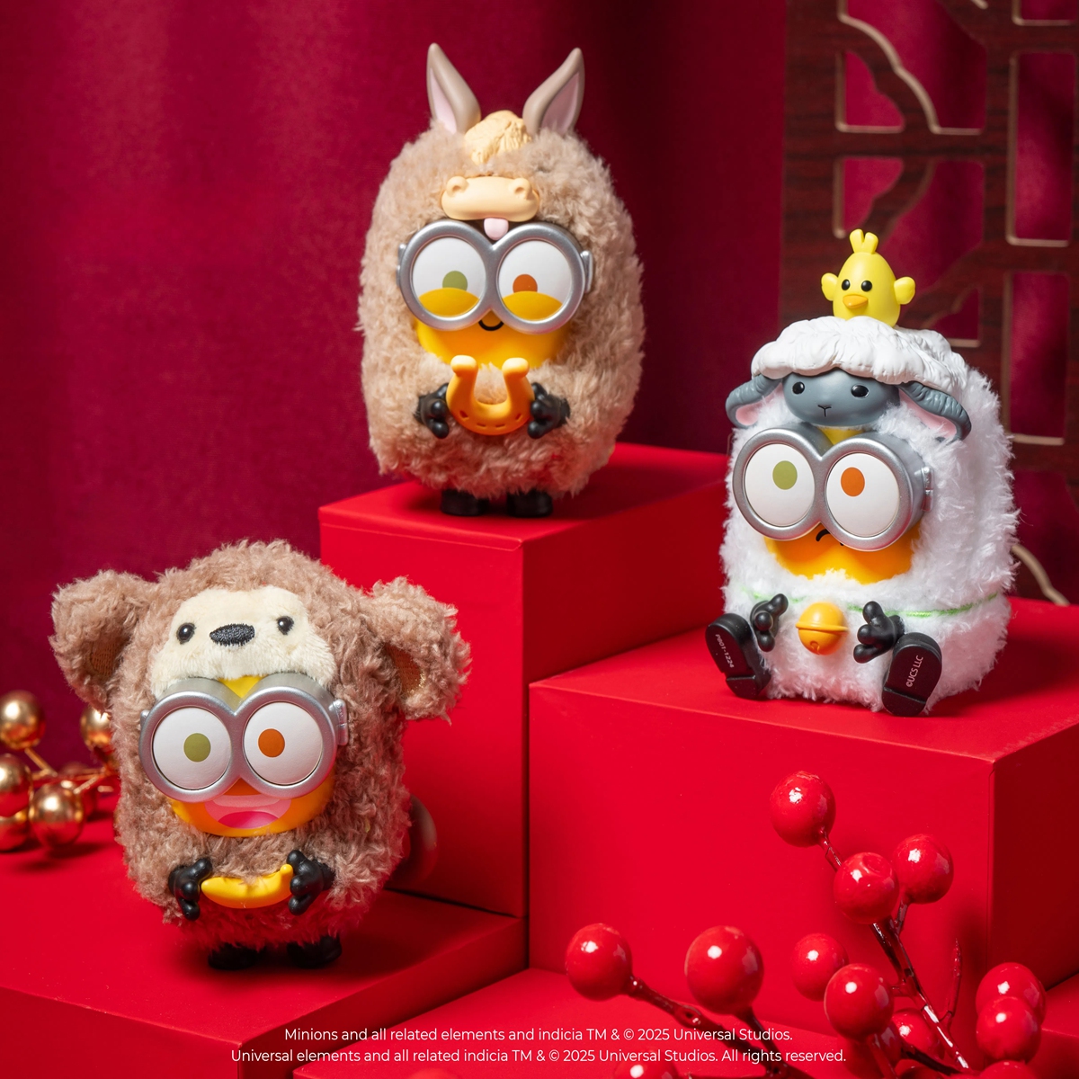 Chinese New Year Minion Plush Blind Box available at Universal Beijing Resort launched from December 30, 2024. Visitors can buy them at Minion Mart and Universal Studios Store for 99 yuan ($13.6) each.
 Photo: Universal Beijing Resort