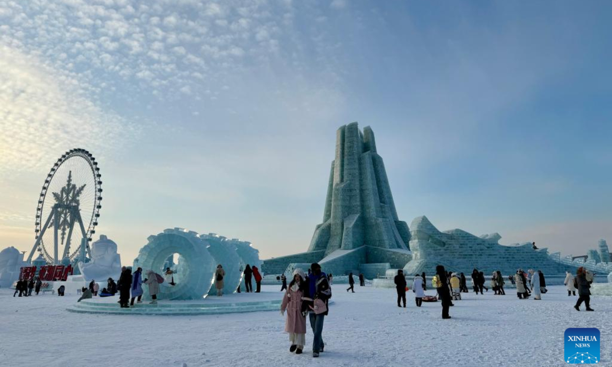 In China's Harbin, world's largest ice