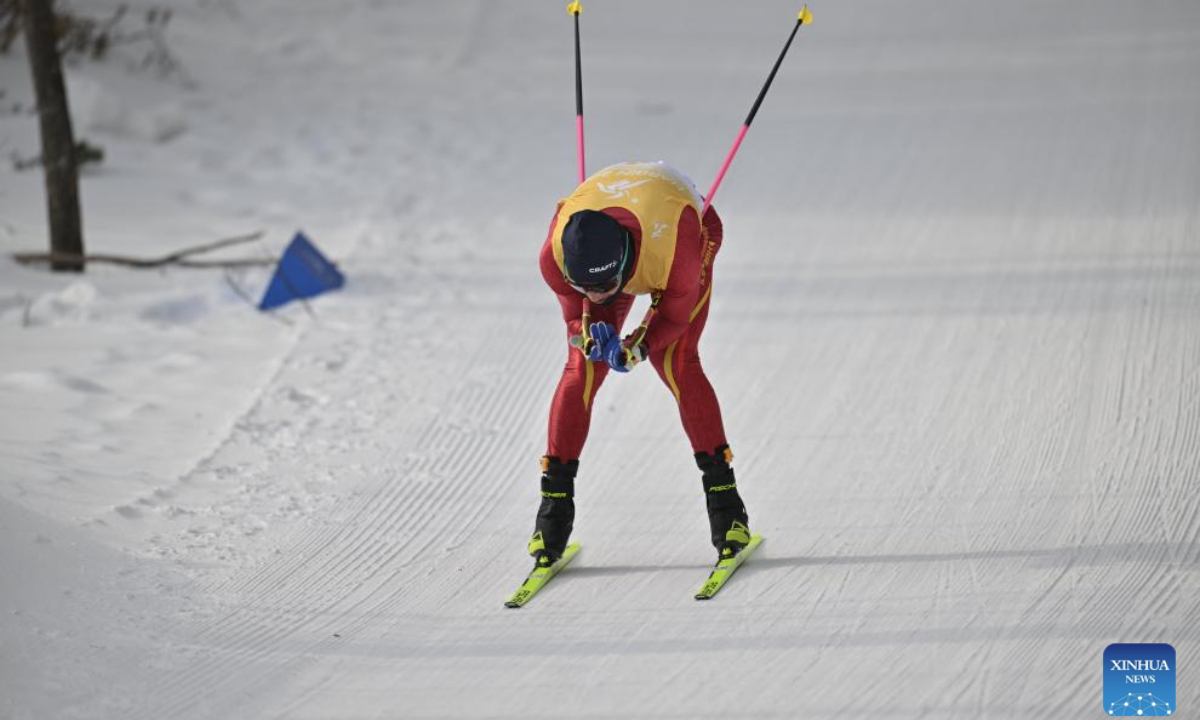 Bao Lin of China competes during the Cross-Country Skiing men's 4x7.5km relay match at the 9th Asian Winter Games in Yabuli, northeast China's Heilongjiang Province, Feb. 12, 2025. (Xinhua/Wu Zhizun)