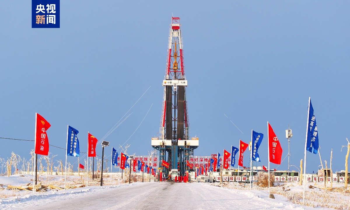 Shenditake 1 an ultra-deep borehole that extends to a depth of 10,910 meters, located in the remote Taklimakan Desert in the Xinjiang Uygur Autonomous Region of Northwest China. Photo: CCTV