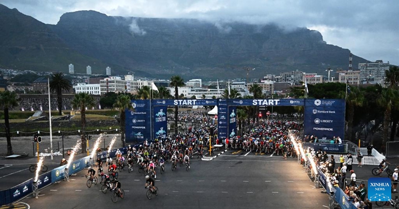 Cyclists start during the 2025 Cape Town Cycle Tour in Cape Town, South Africa, March 9, 2025. Photo: Xinhua