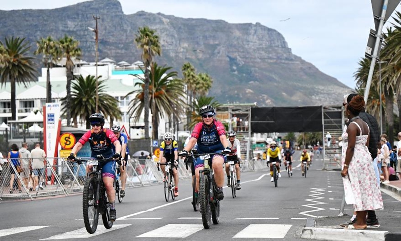 Cyclists take part in the 2025 Cape Town Cycle Tour in Cape Town, South Africa, March 9, 2025. Photo: Xinhua